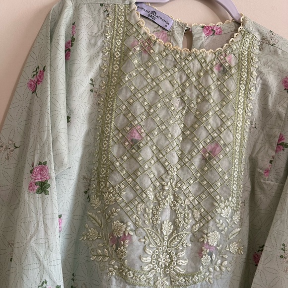 Floral Embroidered Green 3Pc Dress - Picture 2 of 5